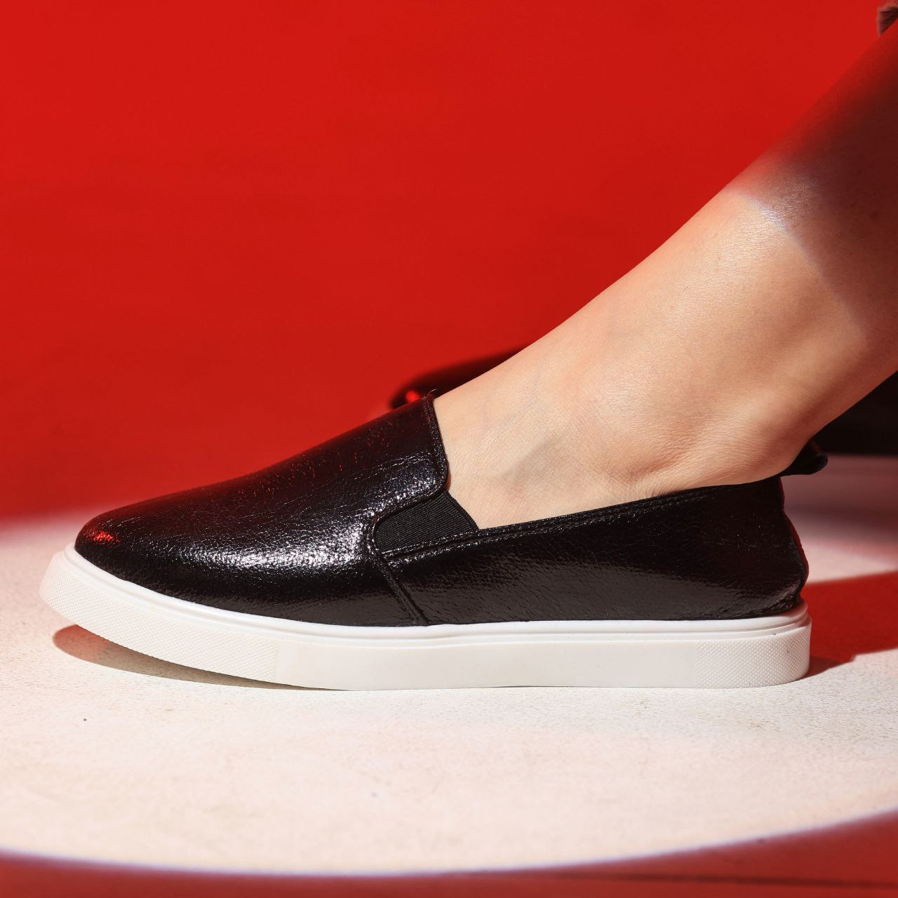 Comfort Shiny black