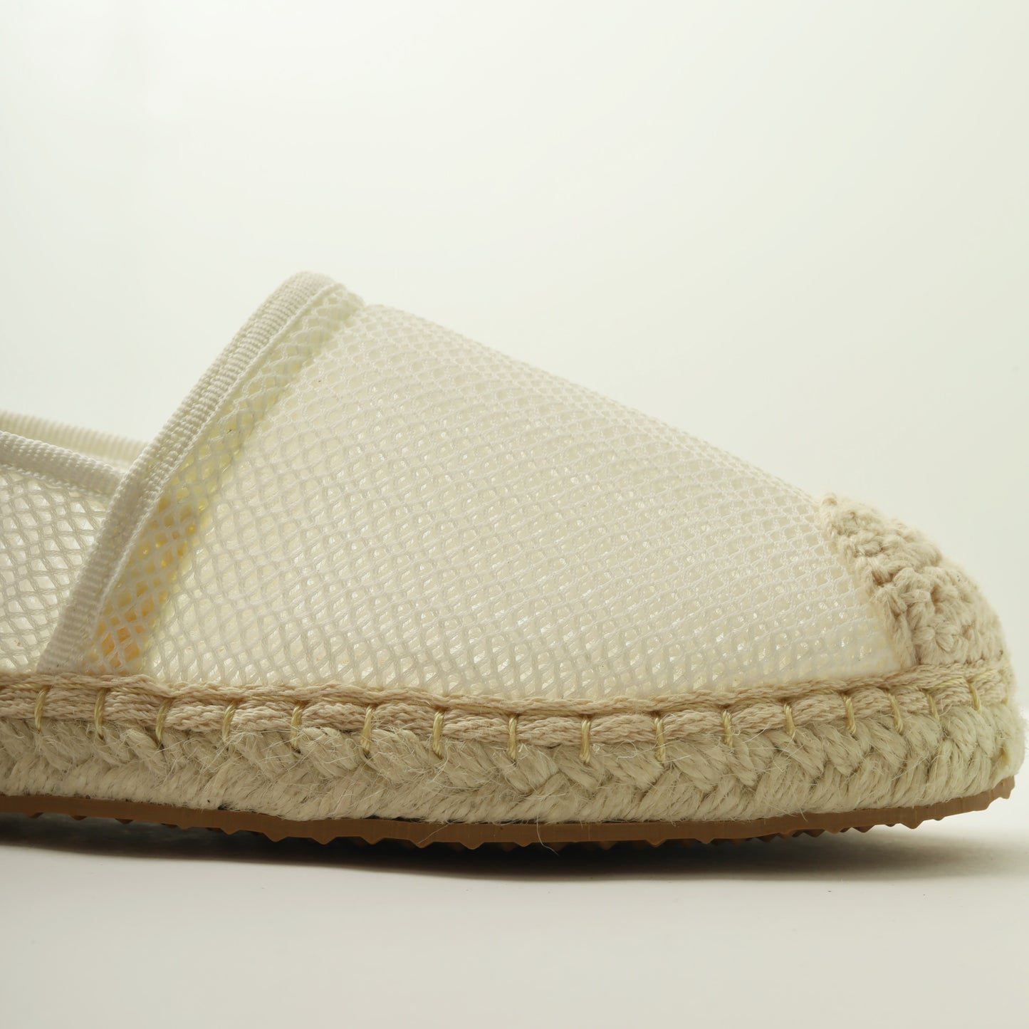 White Mesh G13