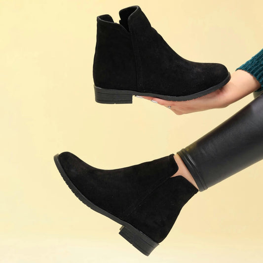 Chamois Boots Black