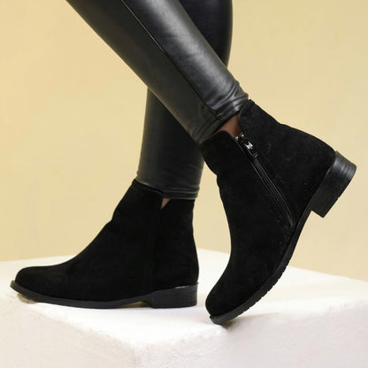Chamois Boots Black