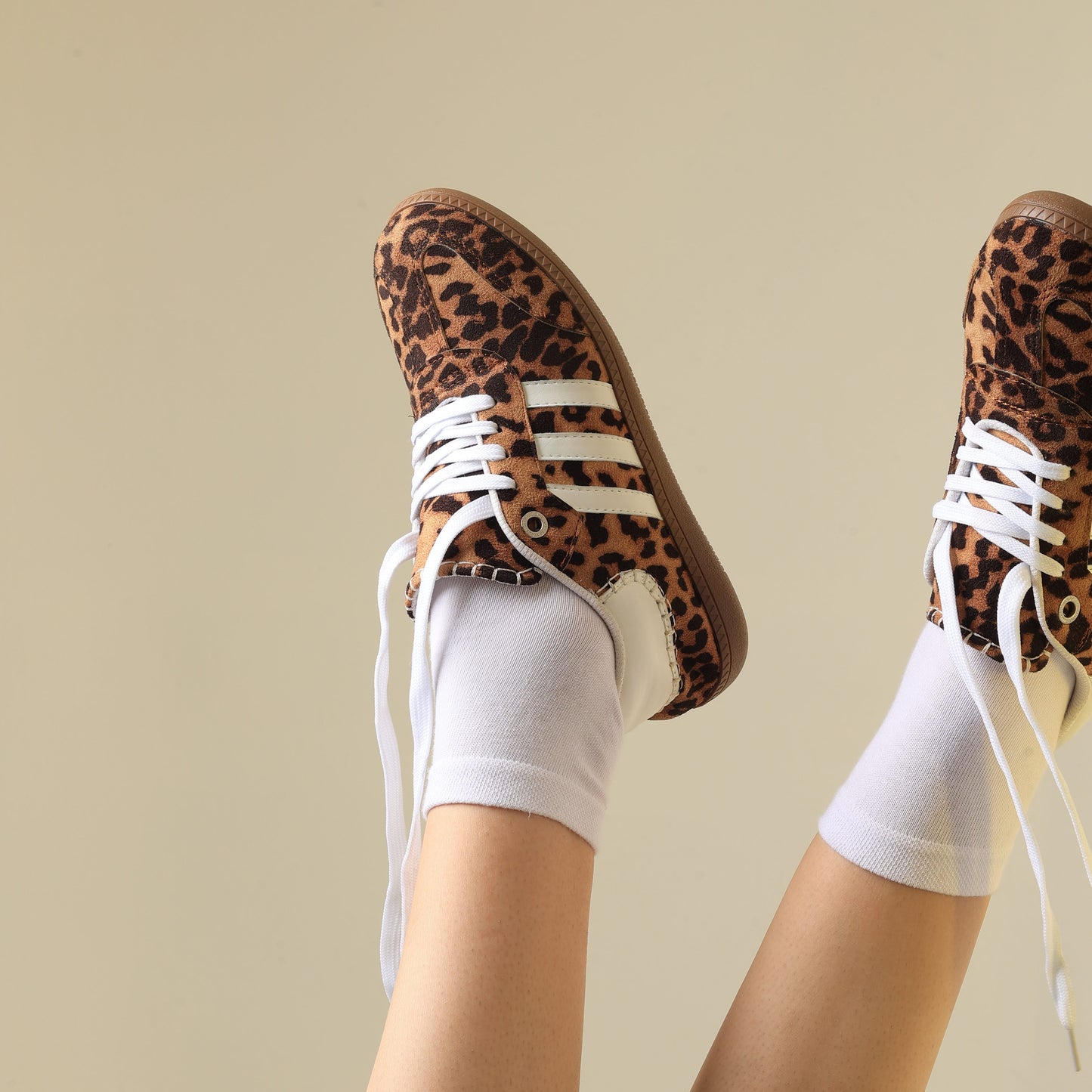 01-Flat Sneaker - Tiger